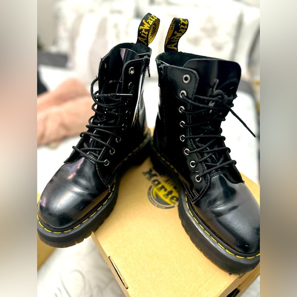 Dr Martens. Platform, laces, zipper & unisex - Picture 1 of 4